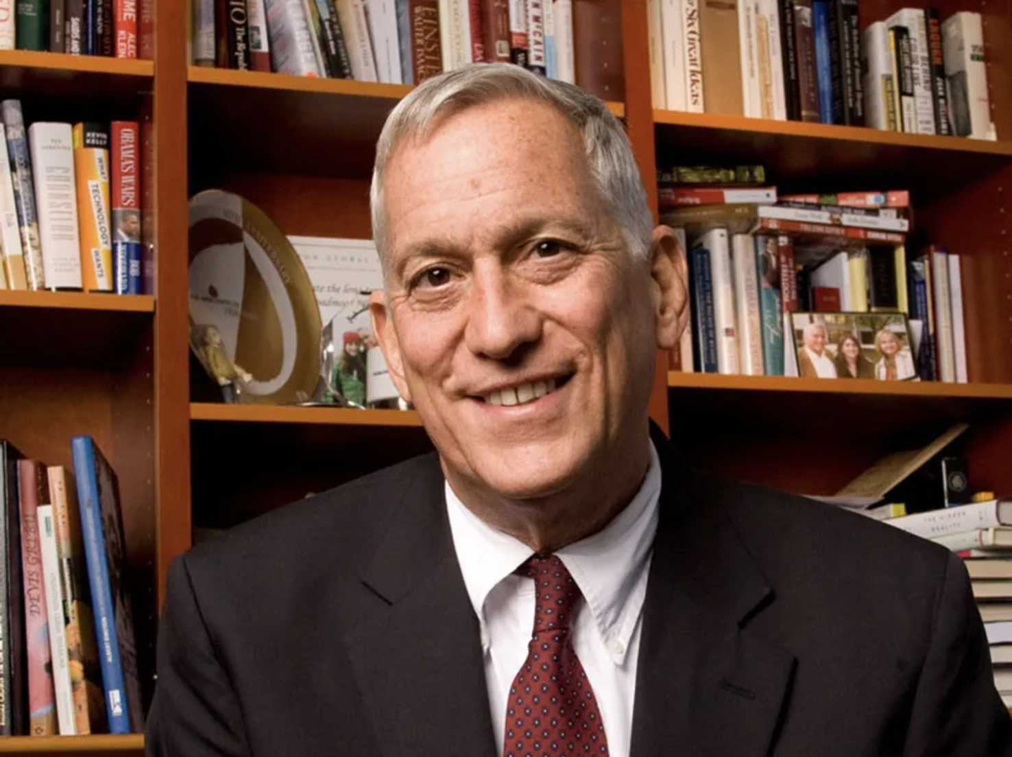 Walter Isaacson